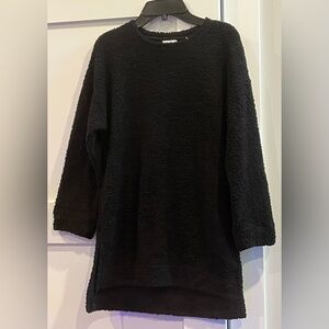 NWT Love, Fire Tunic Length Long Sleeve Teddy Boucle Sweater in Black - Size L